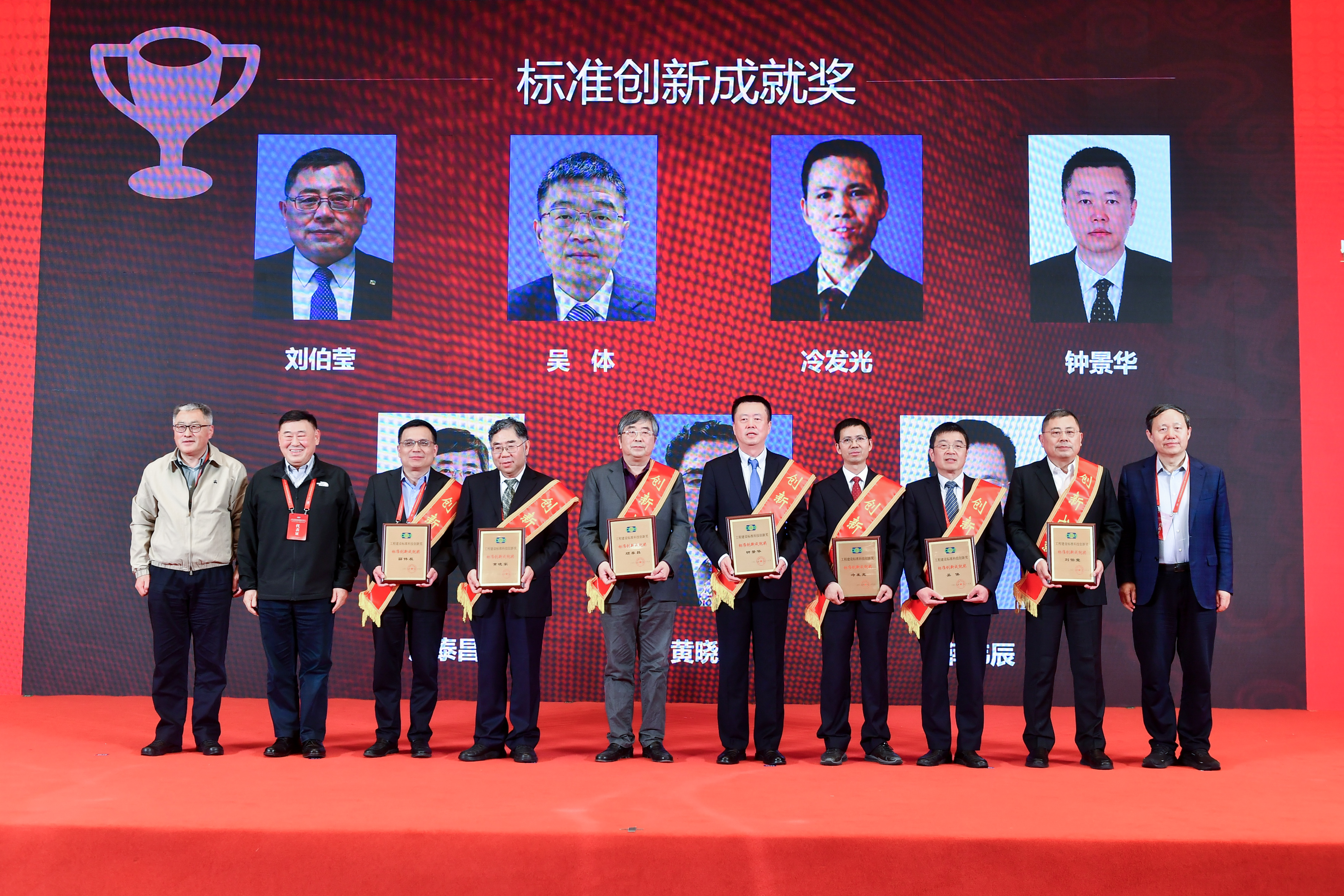 pg国际-不凡成就非凡,相信品牌的力量